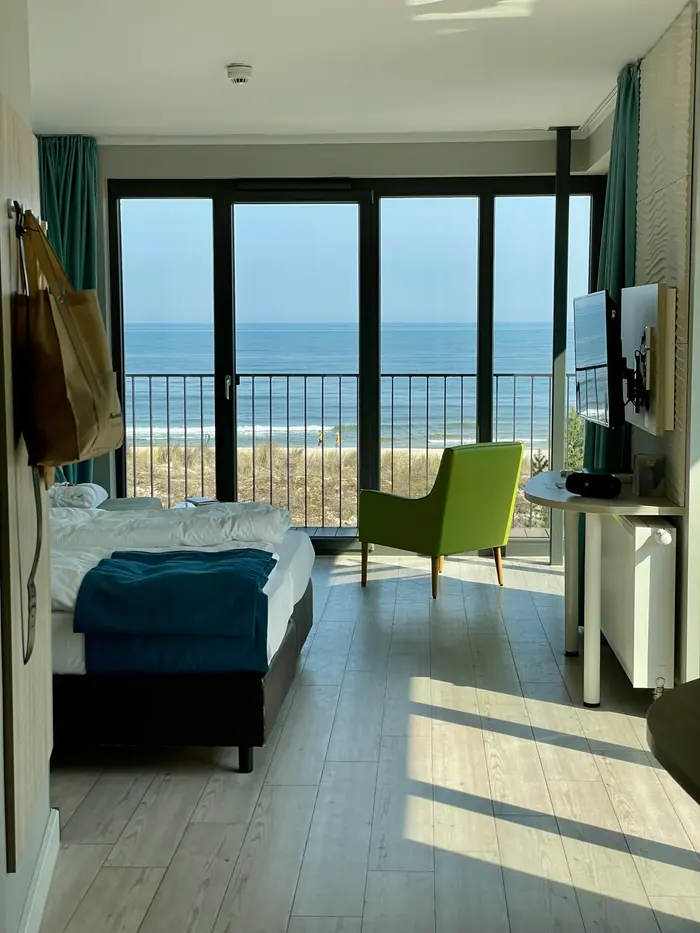 Chambre vue mer hôtel séminaire résidentiel avec nuitée en Occitanie — SMACK Events Montpellier Gard Hérault